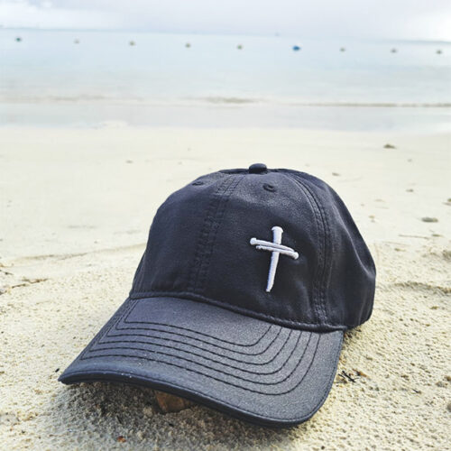 Oilskin Black with silver cross beach